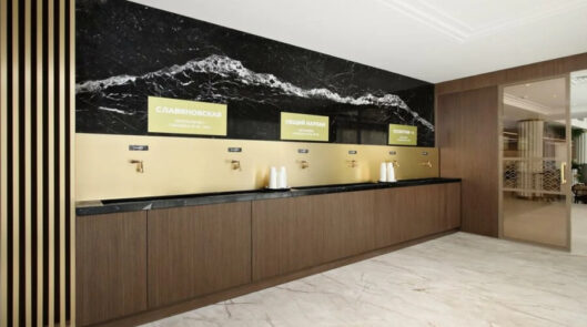 Бювет с минеральной водой